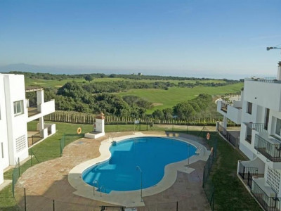 Alcaidesa, Frontline golf apartment in Alcaidesa Birdie Club with stunning sea and golf views
